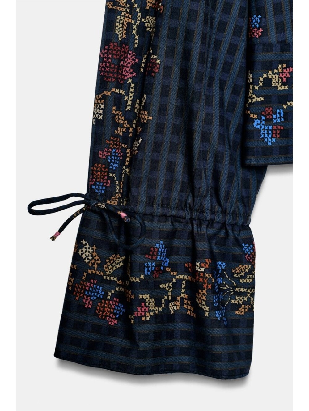 ZARA RUFFLE PRINT BLOUSE - Picture 8 of 8